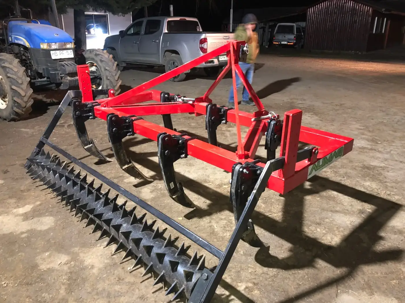 Implemento agrícola rojo ALIMAQ
